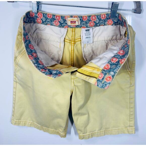 Levi Twill Yellow Shorts Denim Shorts Colorful Casual Mom Preppy Women's Size 6 - Picture 4 of 7
